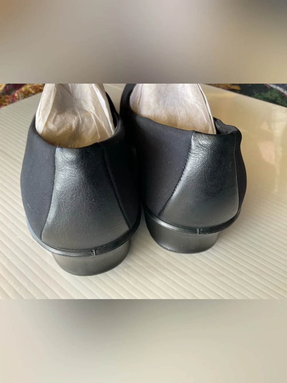 Ecco Women’s Black Slip-On Loafers Size 8 (39)